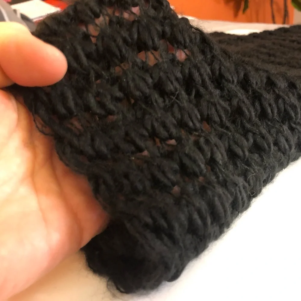Paula Bianco‎ chunky knit infinity scarf